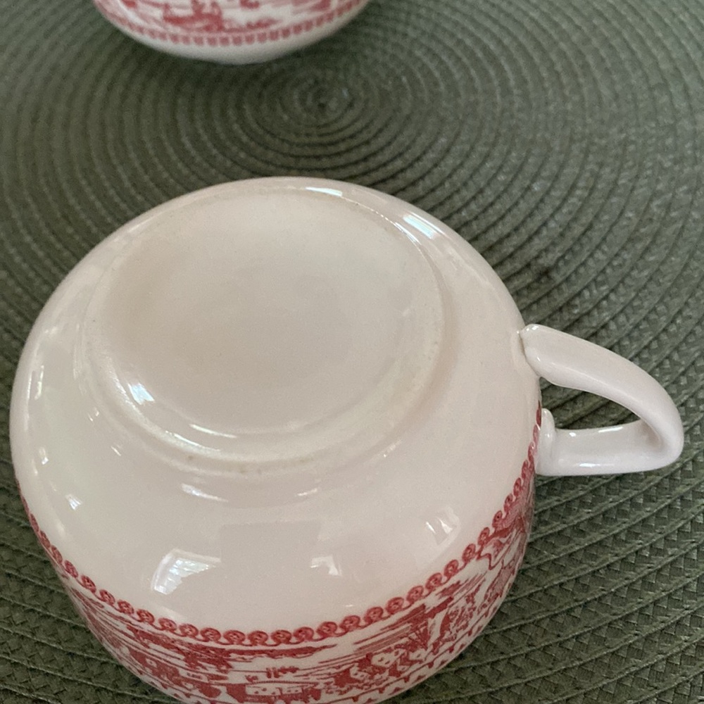 4 Royal China Memory Lane Coffee Cups - Picture 5 of 8